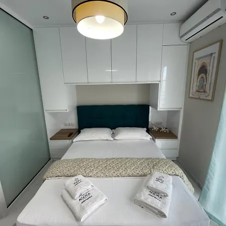 Agora Luxury 7